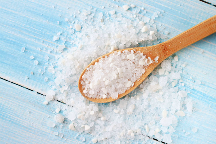 salt-crystals-in-spoon